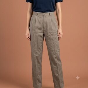 Briggs Casual Pleated Pants Womens‎ Size 10 Brown Khaki Stretch Made in USA